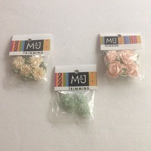 M&J Trimming Rosettes